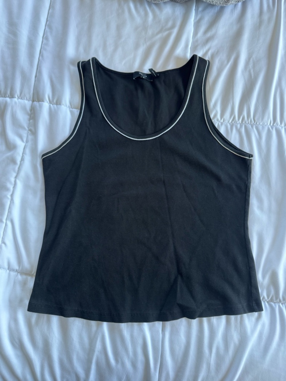 Theory Black Scoop Tank with Contrast Trim